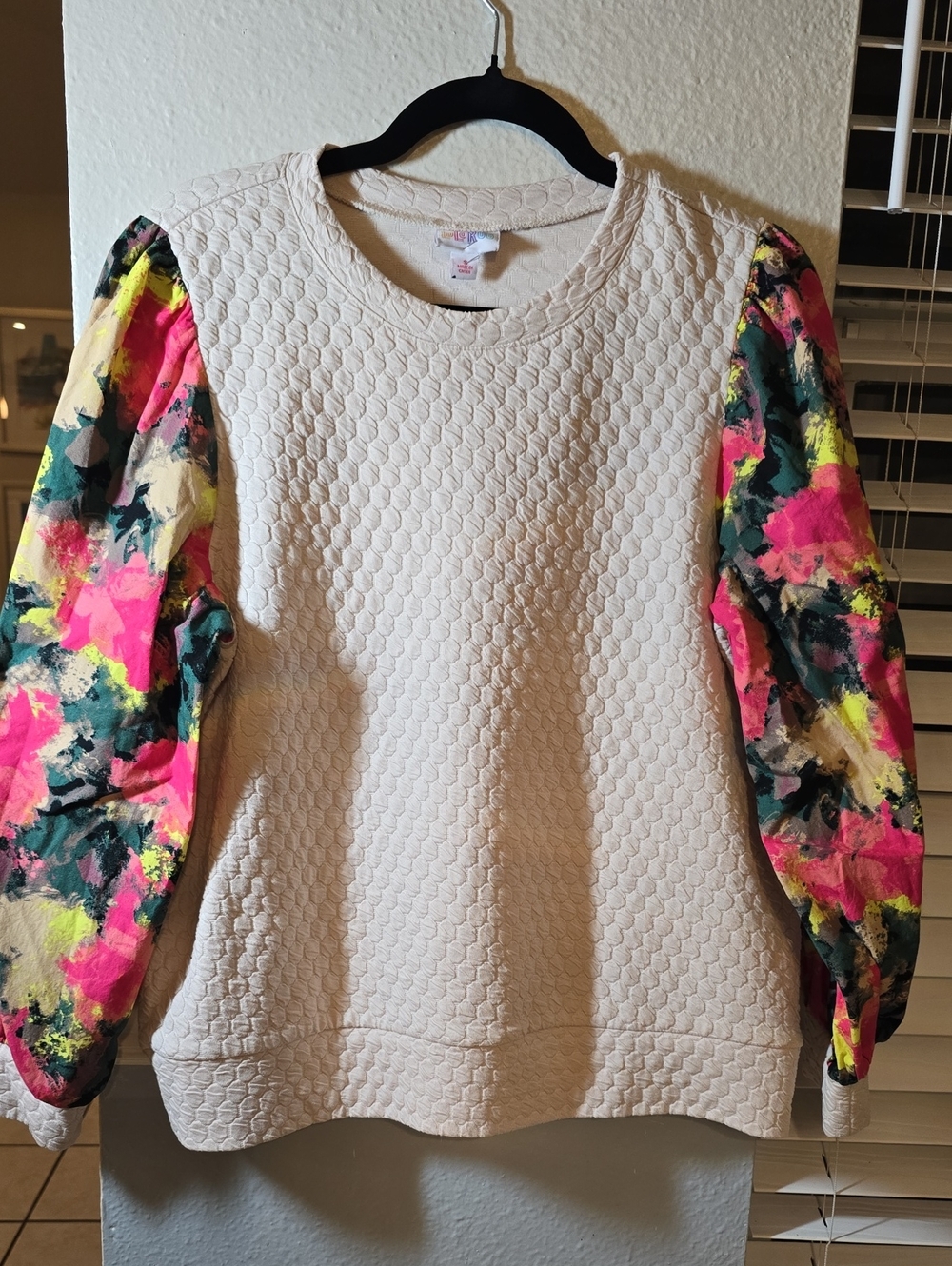 LuLaRoe Cream Quilted Sweatshirt with Neon Floral Puff Sleeves